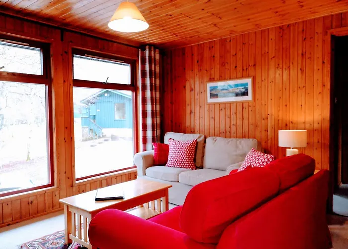 Loch Monzievaird Chalets