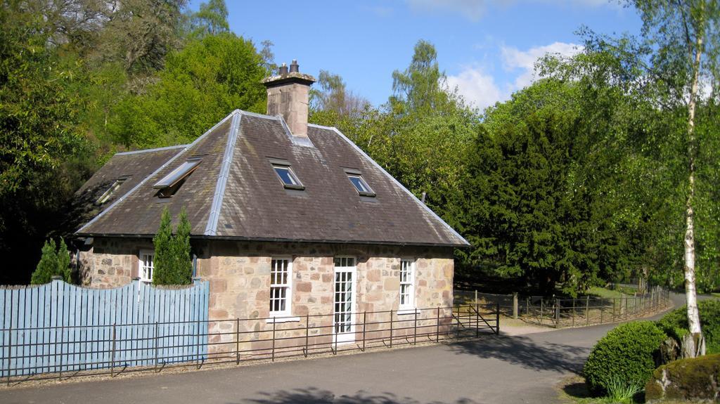 Loch Monzievaird 3*